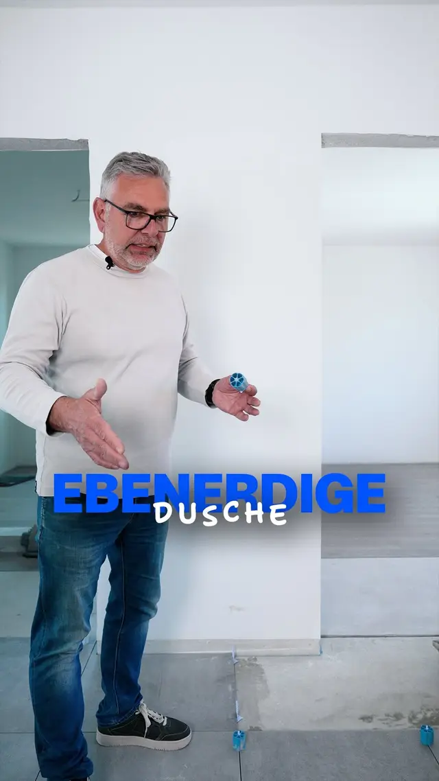 80% der Bäder werden heute mit ebenerdigen Duschen geplant 🧐 Kein Wunder, denn sie wirken moderner, schaffen